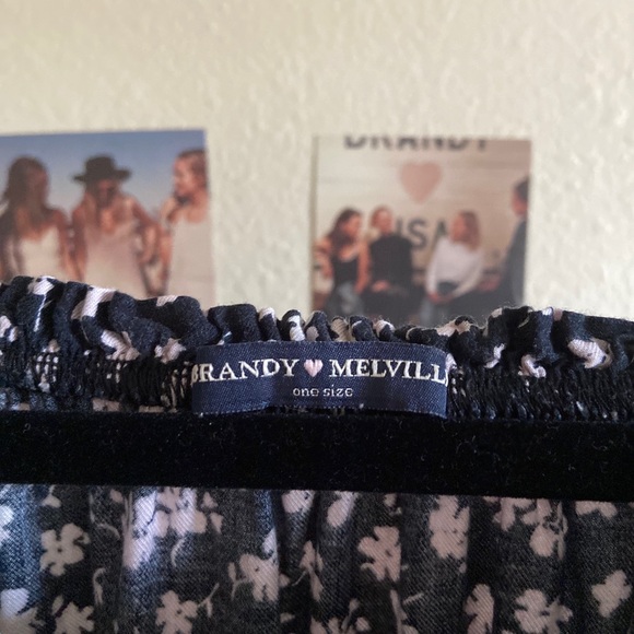 Brandy melville shirt - Picture 2 of 2